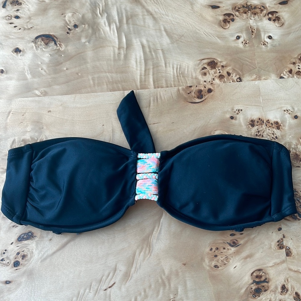 Black bandeau bathing suit top